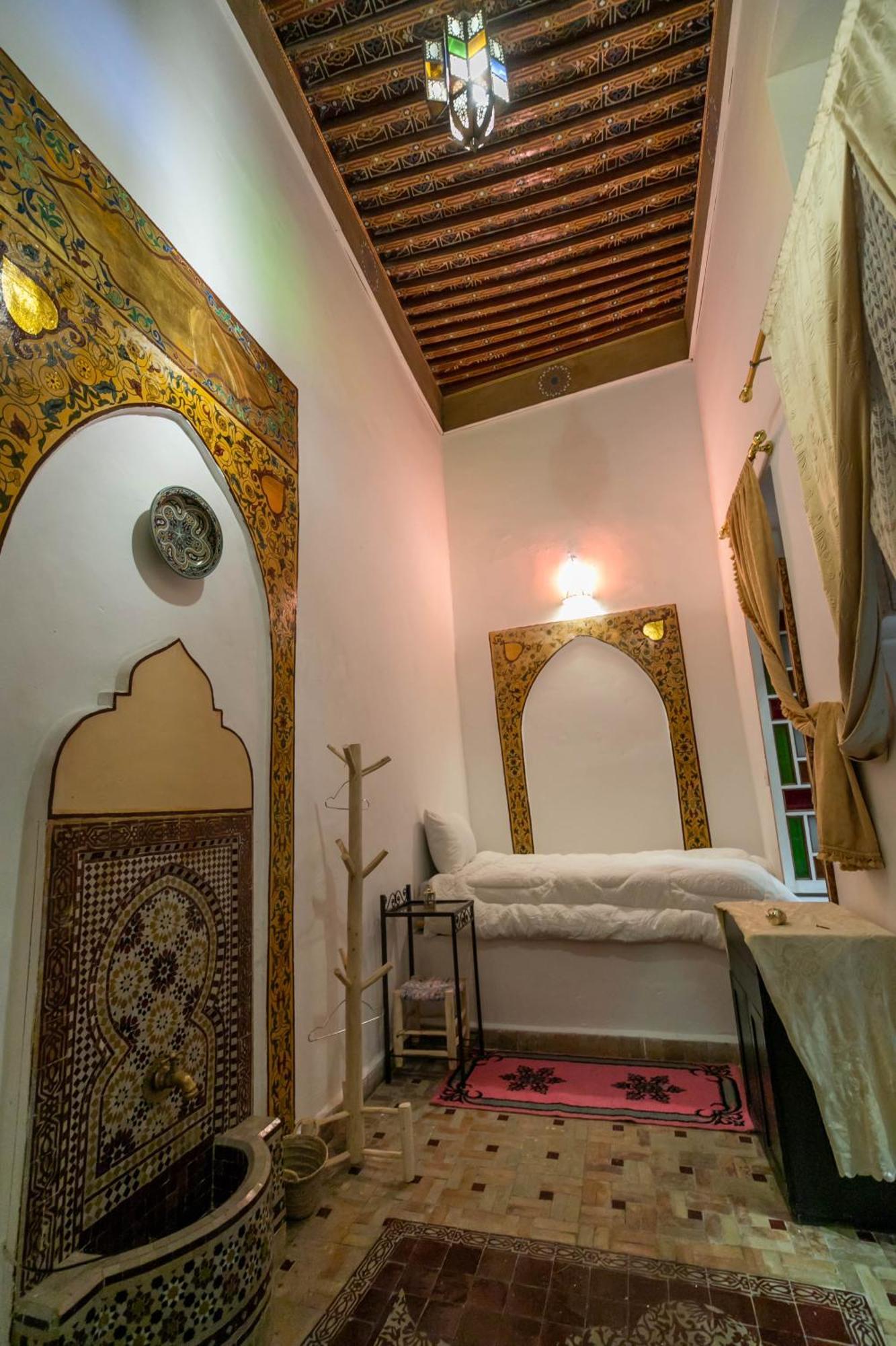 Riad Dar Diwan フェズ エクステリア 写真