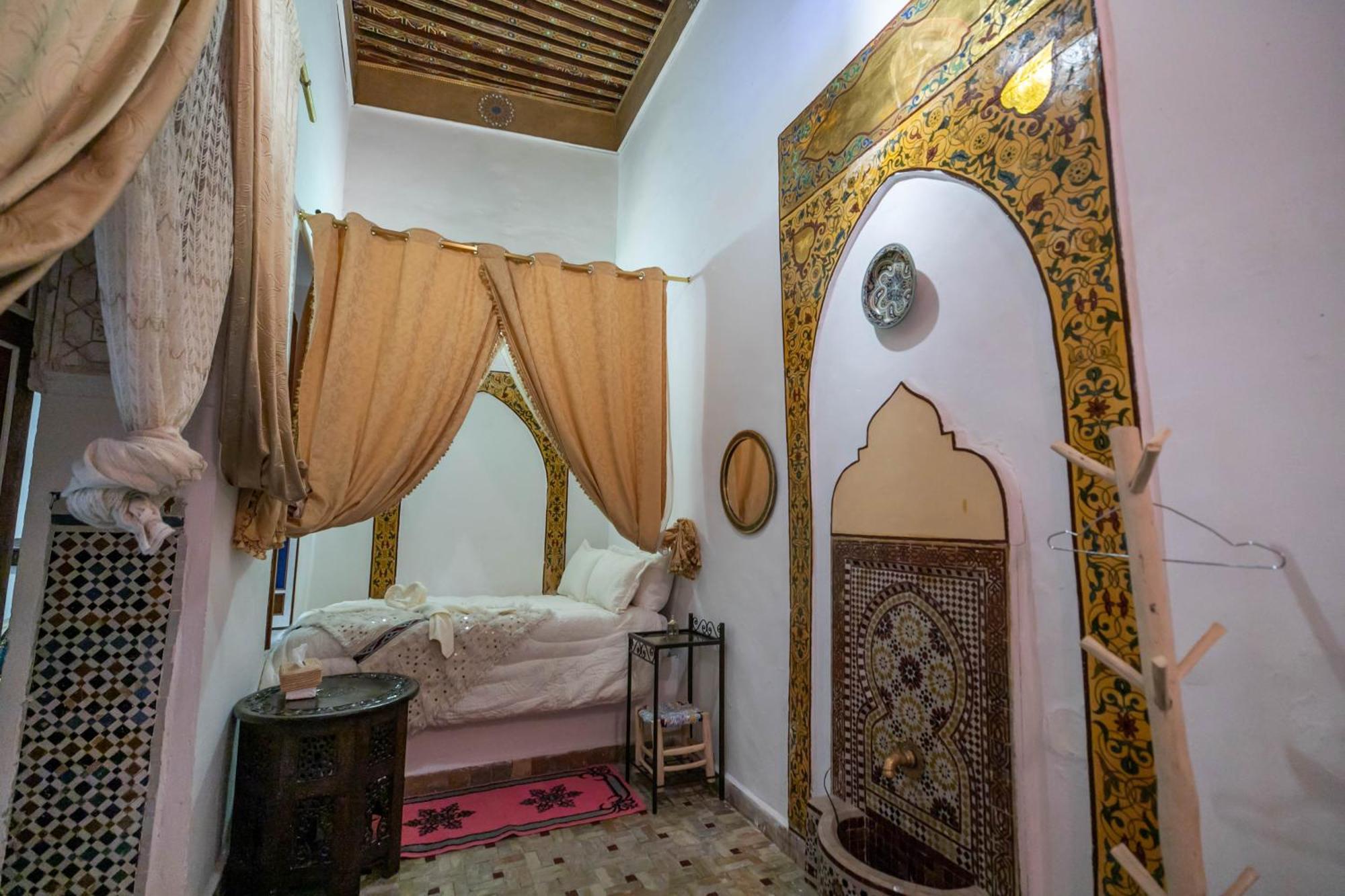 Riad Dar Diwan フェズ エクステリア 写真